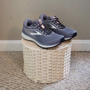 Brooks Ghost 12 Running Shoes - Women's - Size 9